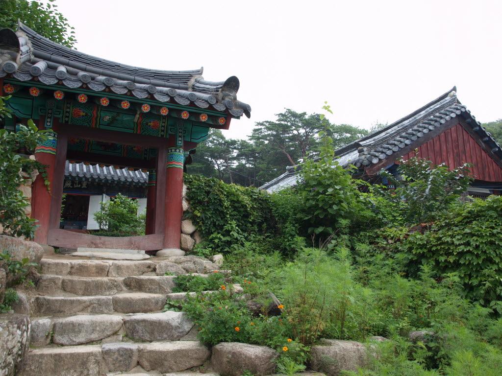 Donghwasa Temple5